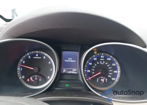 2013 Hyundai Santa Fe Gls z USA, uszkodzony, nr VIN KM8SNDHF1DU003123